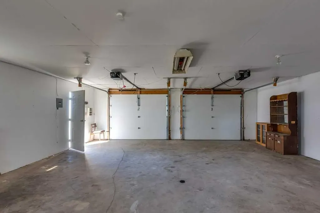 36258 Range Road 275 Rural Red Deer County AB T4S 2L9