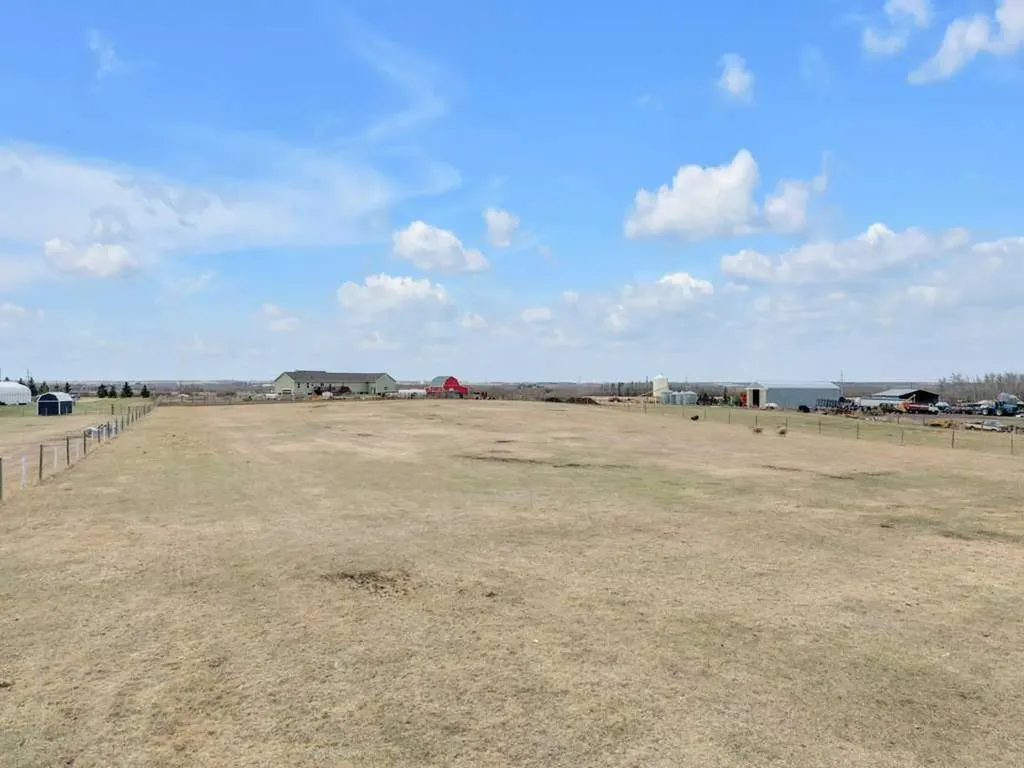 1 -251061 Township Road 431a Rural Ponoka County AB T4J 1R1