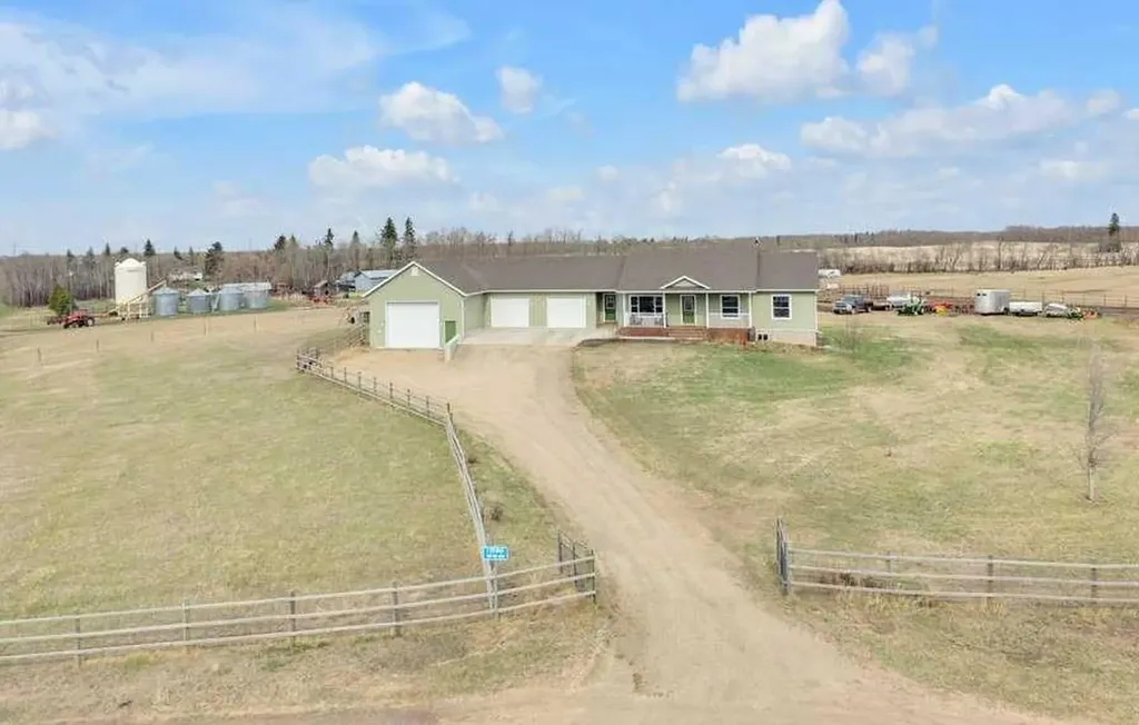 1 -251061 Township Road 431a Rural Ponoka County AB T4J 1R1