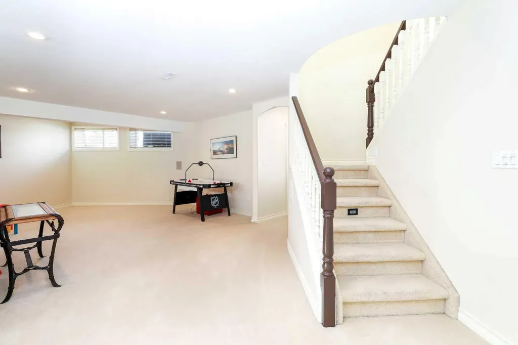 147 Alexander Crescent Red Deer AB T4R2T7