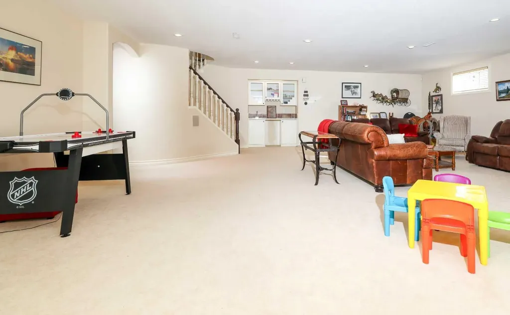 147 Alexander Crescent Red Deer AB T4R2T7