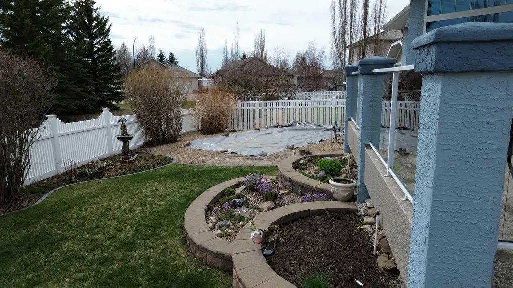147 Alexander Crescent Red Deer AB T4R2T7