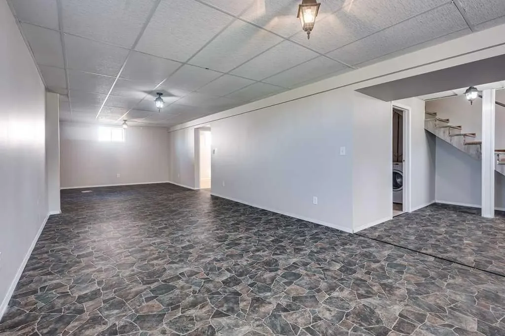 36258 Range Road 275 Rural Red Deer County AB T4S 2L9
