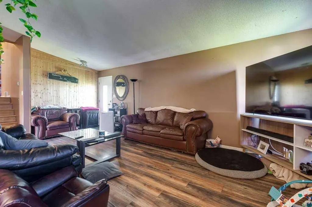 36258 Range Road 275 Rural Red Deer County AB T4S 2L9