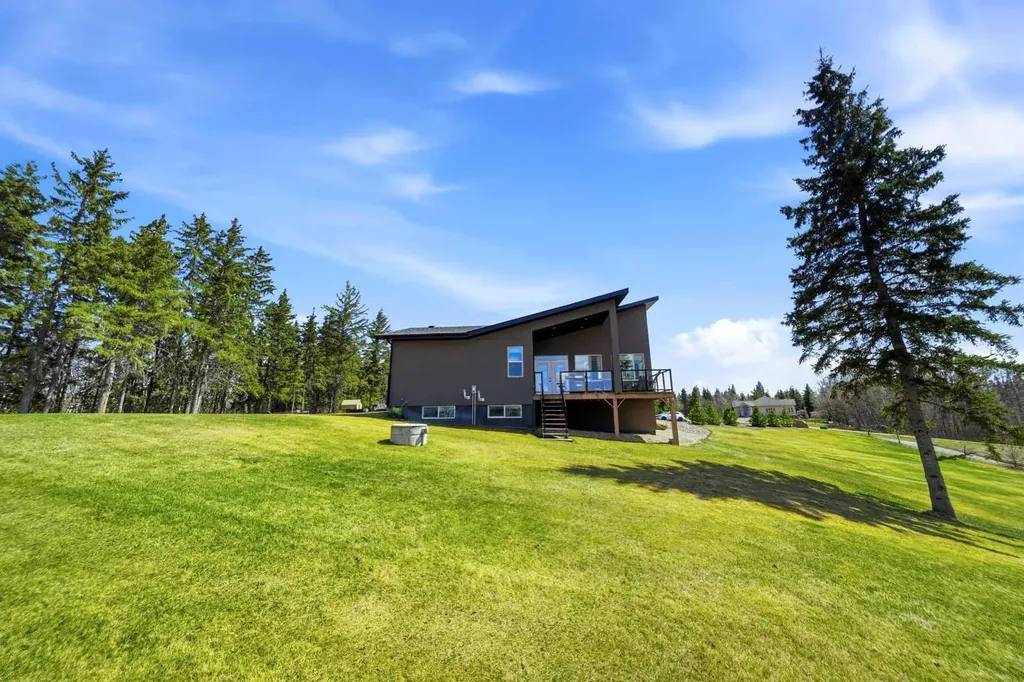 #12 Creek Road Rural Ponoka County AB T4J 1R3