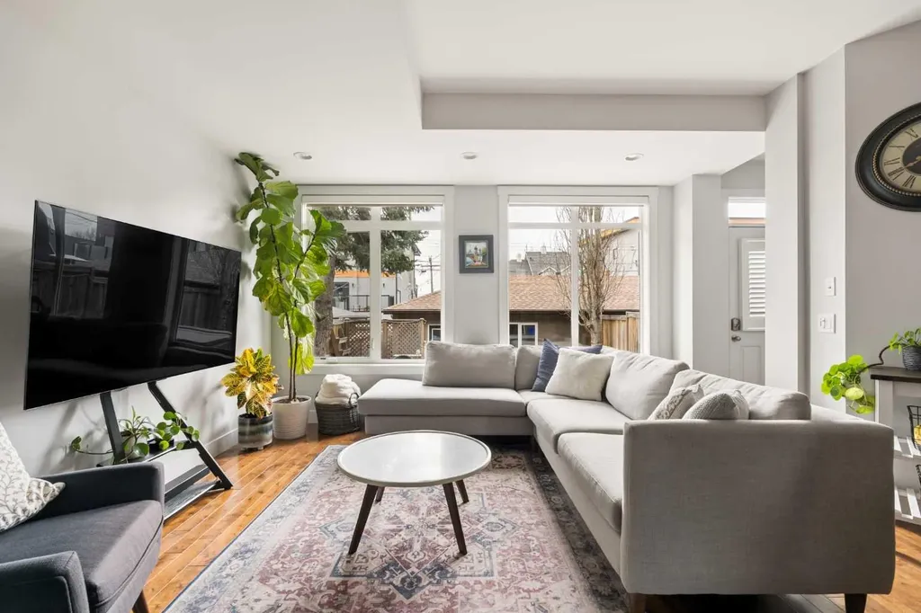 1825 33 Avenue SW Calgary AB T2T 1Z1