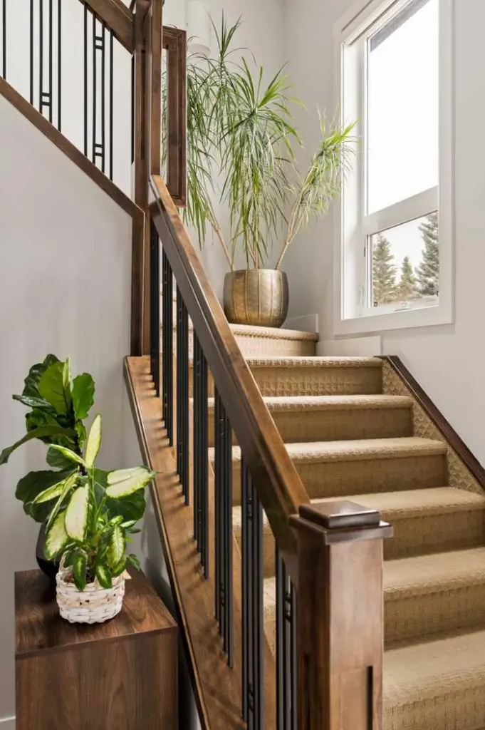 1825 33 Avenue SW Calgary AB T2T 1Z1
