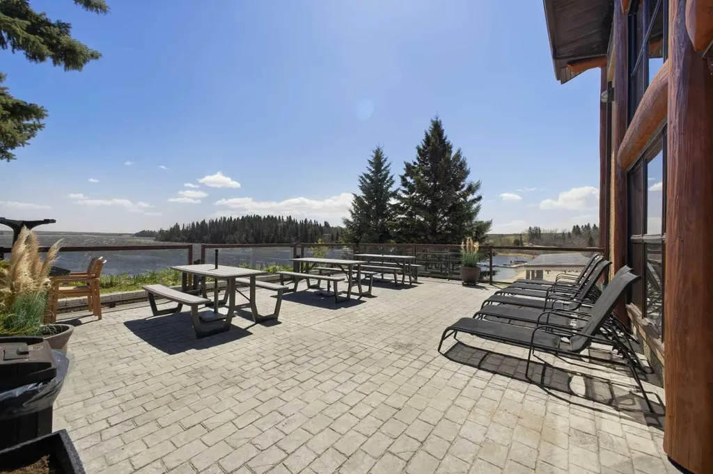 25054 South Pine Lake Road Rural Red Deer County AB T4S 1S0