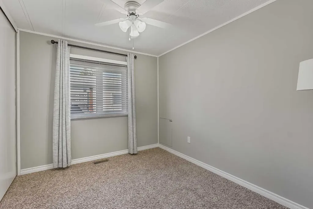 1410 43 Street S Lethbridge AB T1K 3S5