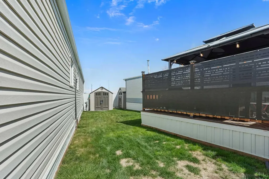1410 43 Street S Lethbridge AB T1K 3S5