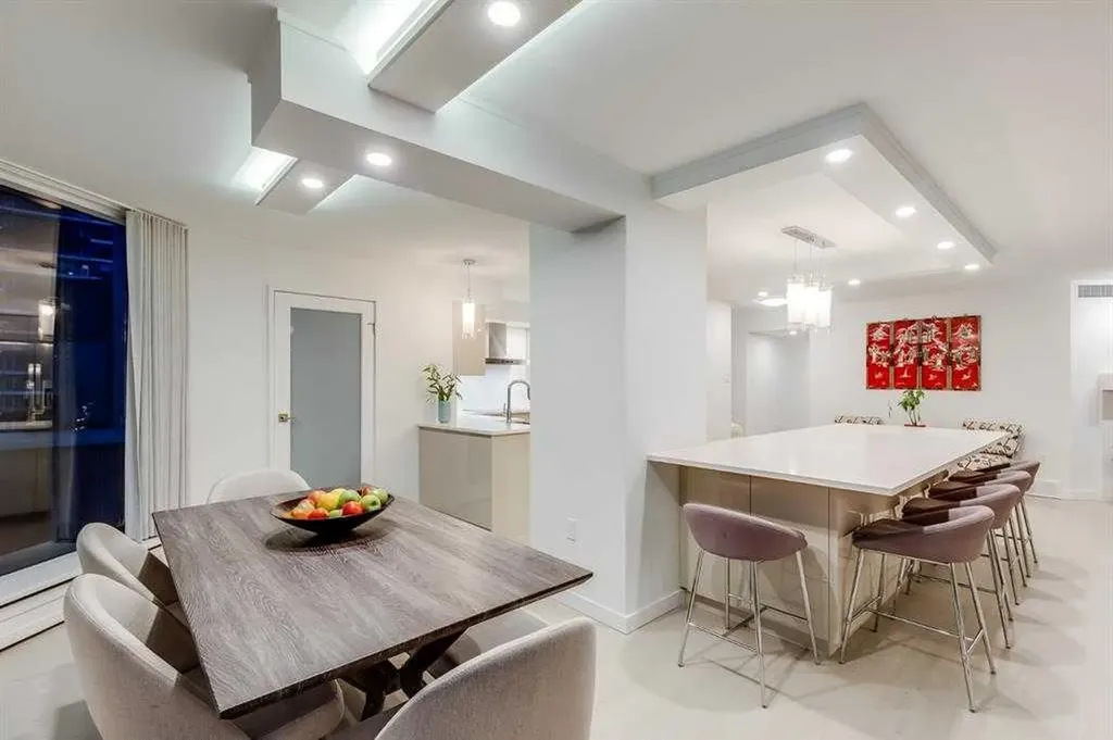 1100 8 Avenue SW Calgary AB T2X 2E6
