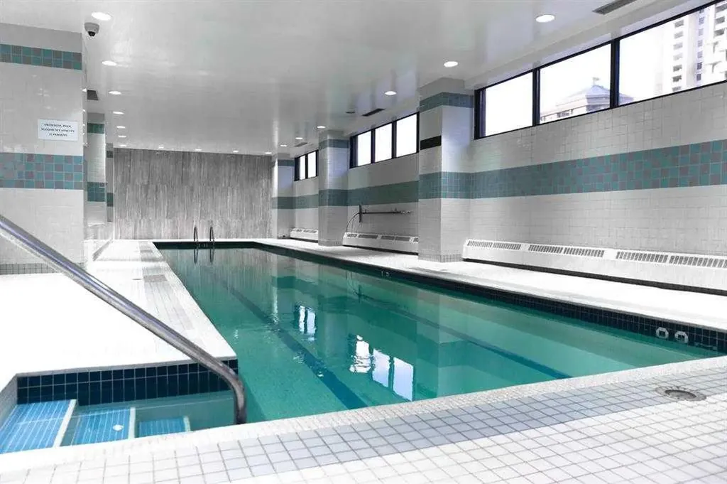 1100 8 Avenue SW Calgary AB T2X 2E6