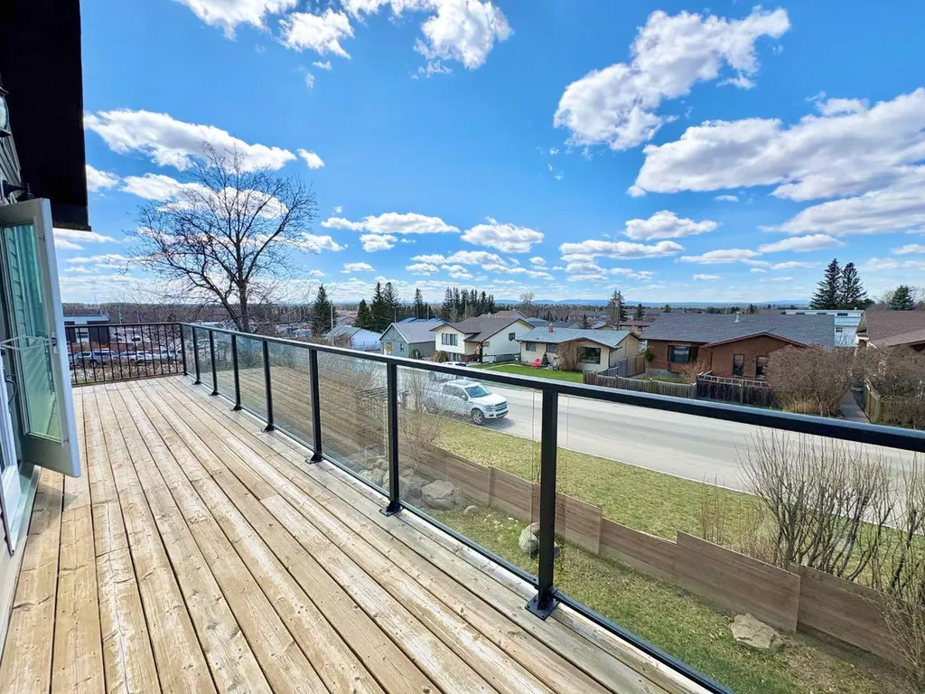 5027 52 Street Rocky Mountain House AB T4T1A7