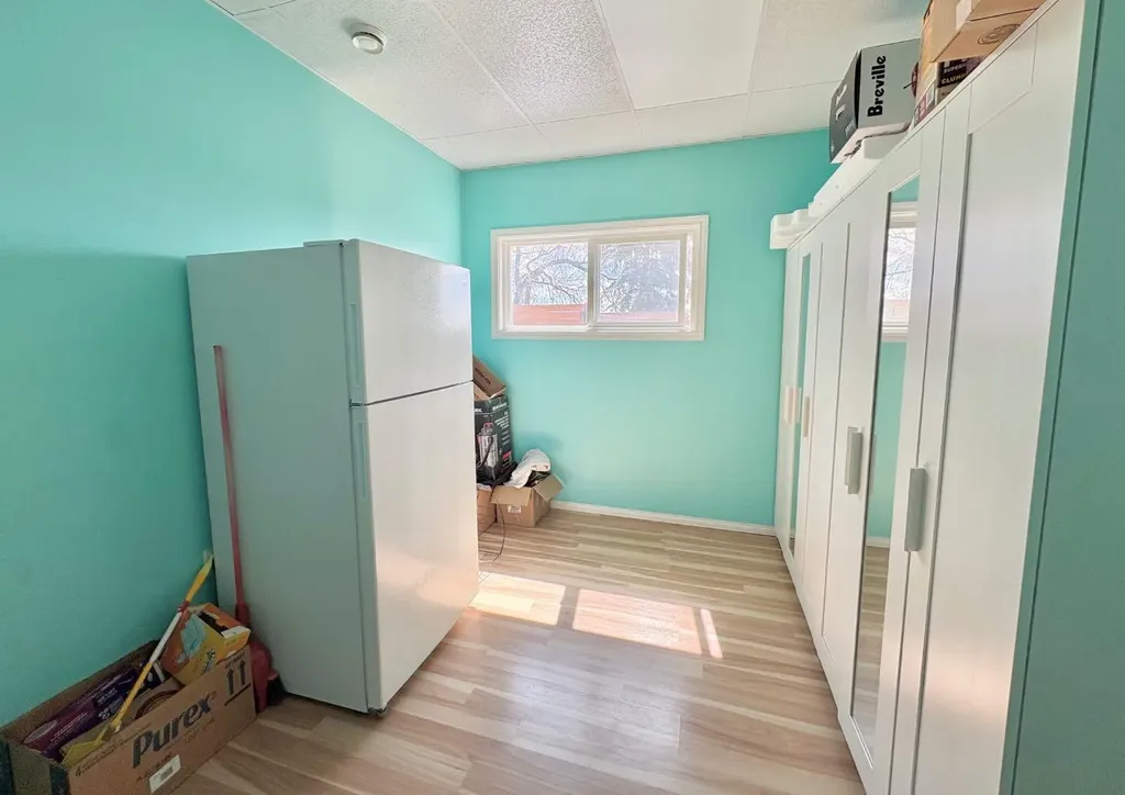 5027 52 Street Rocky Mountain House AB T4T1A7