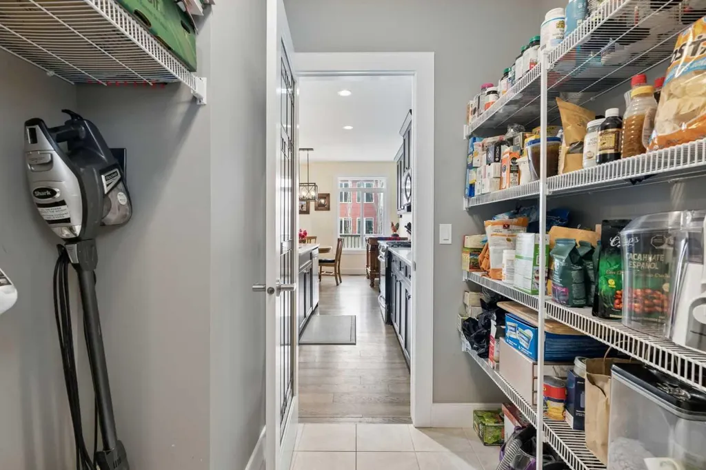 187 Coopersfield Way SW Airdrie AB T4B 4K6