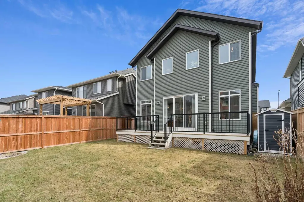 187 Coopersfield Way SW Airdrie AB T4B 4K6