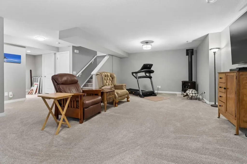 187 Coopersfield Way SW Airdrie AB T4B 4K6