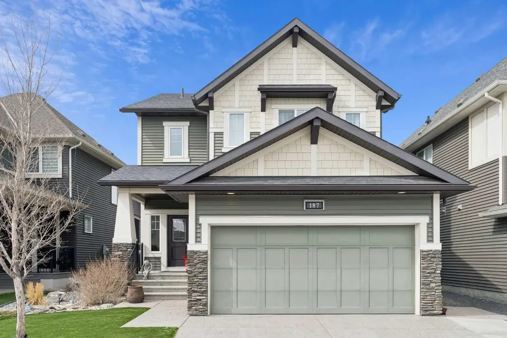 187 Coopersfield Way SW Airdrie AB T4B 4K6