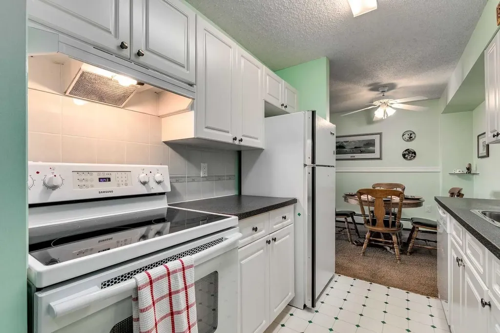 820 89 Avenue SW Calgary AB T2V 4N9