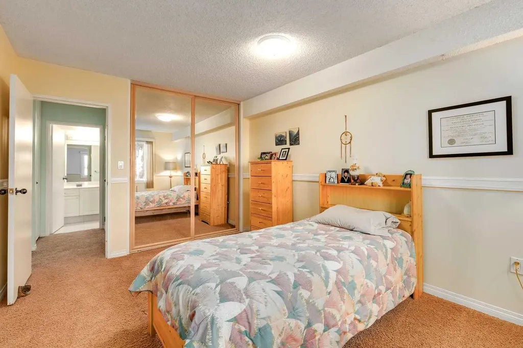 820 89 Avenue SW Calgary AB T2V 4N9