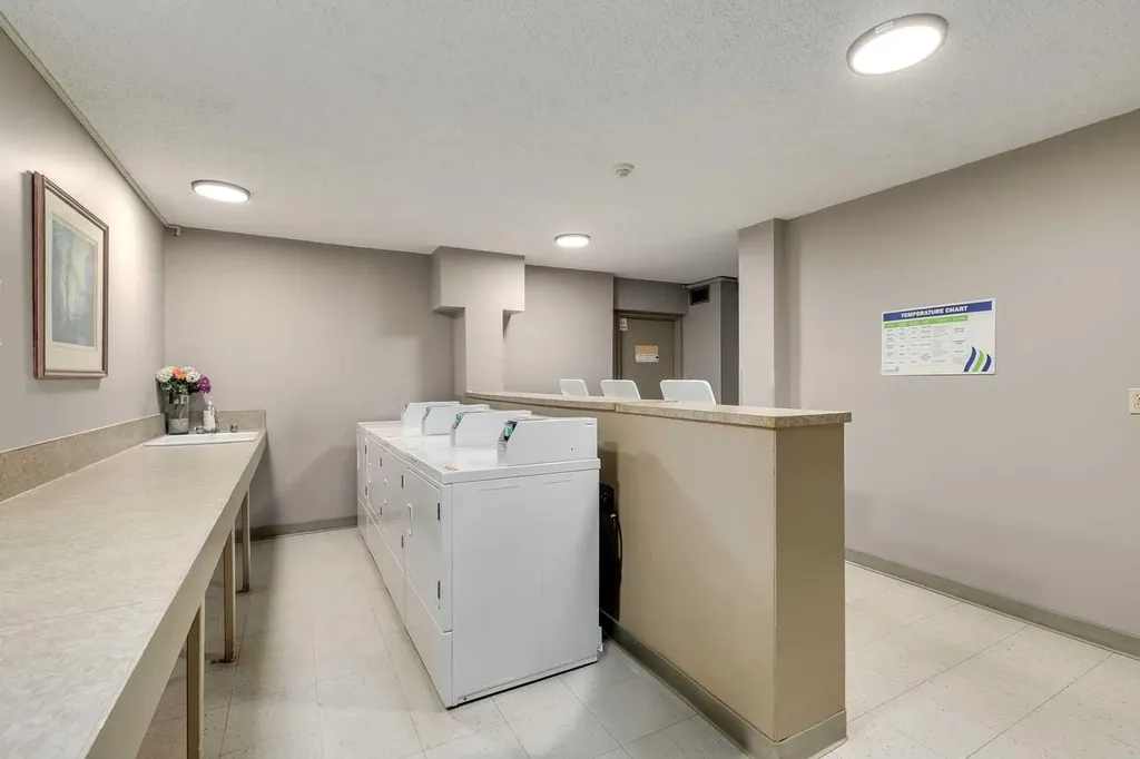 820 89 Avenue SW Calgary AB T2V 4N9