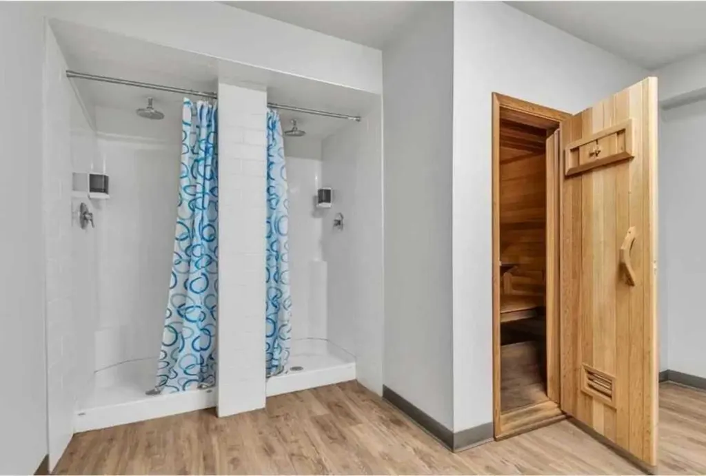 820 89 Avenue SW Calgary AB T2V 4N9
