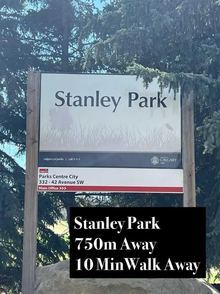 117 38 Avenue SW Calgary AB T2S 0V4