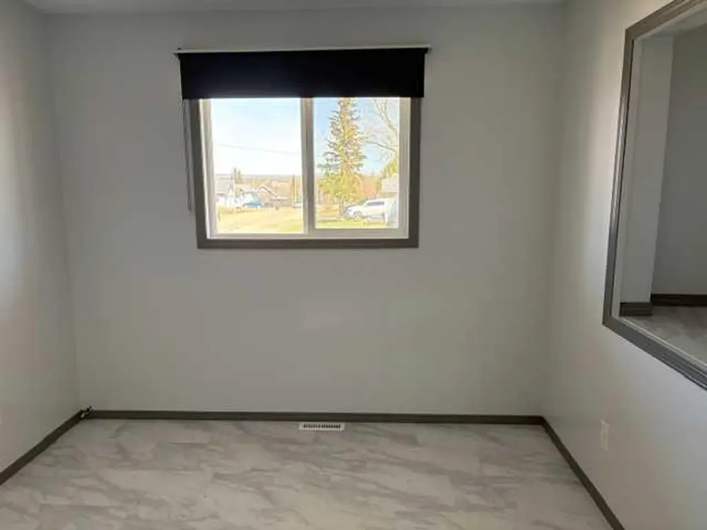 4418 54 Avenue Valleyview AB T0H 3N0