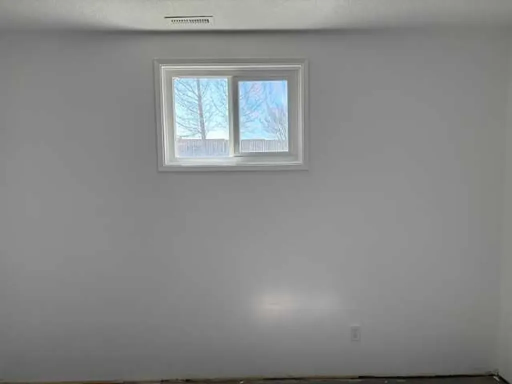 4418 54 Avenue Valleyview AB T0H 3N0