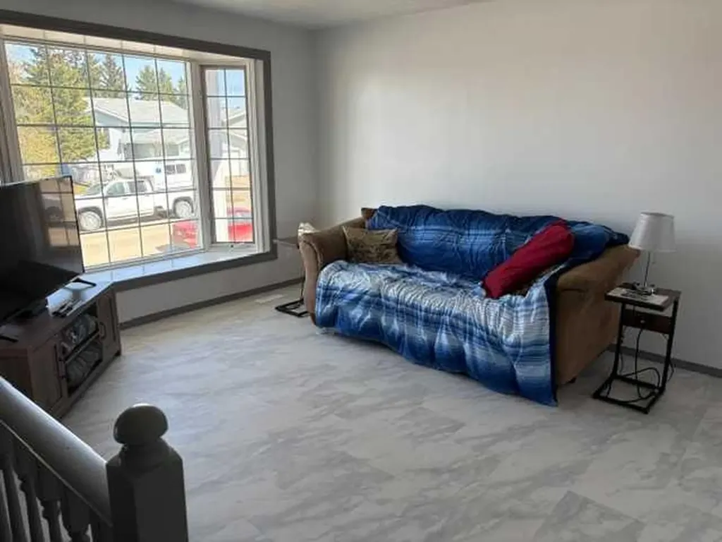 4418 54 Avenue Valleyview AB T0H 3N0