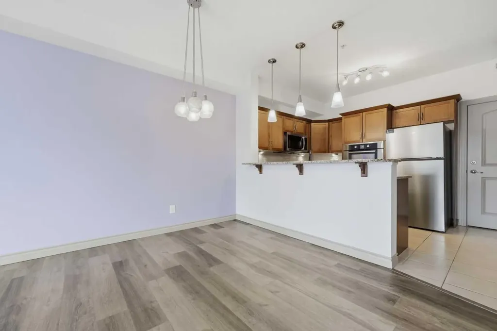 70 Royal Oak Plaza NW Calgary AB T3G0C6