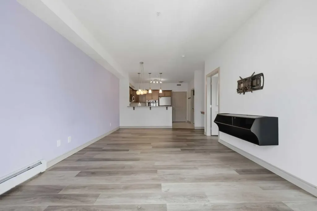 70 Royal Oak Plaza NW Calgary AB T3G0C6