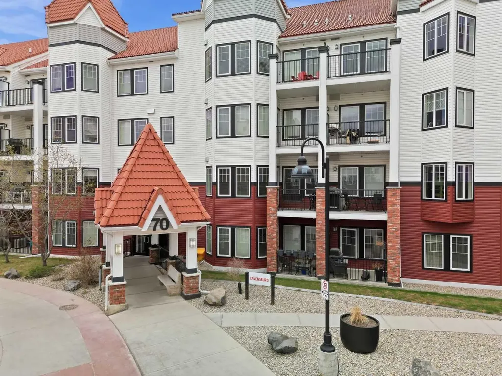 70 Royal Oak Plaza NW Calgary AB T3G0C6