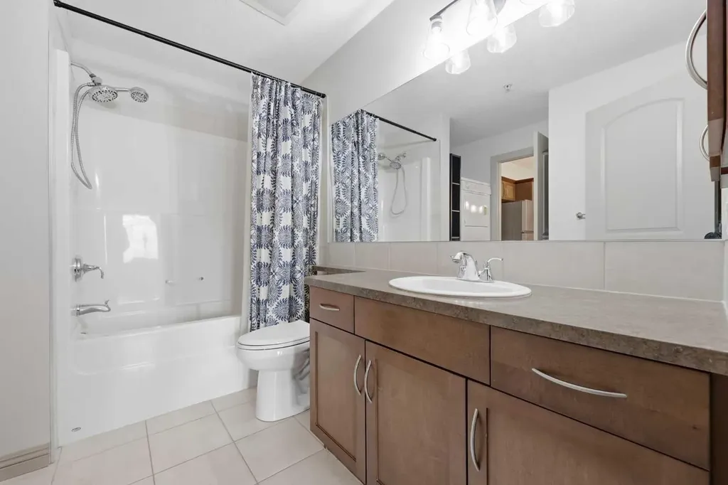 70 Royal Oak Plaza NW Calgary AB T3G0C6