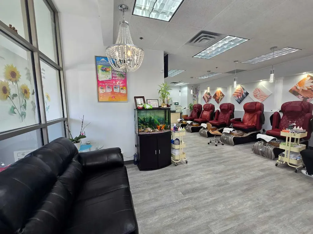 1000 Hamptons Drive NW Calgary AB T3A 6A7