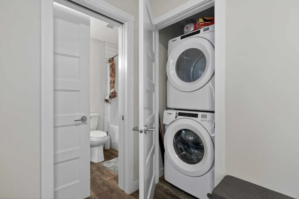 55 Wolf Hollow Crescent SE Calgary AB T2X5K9