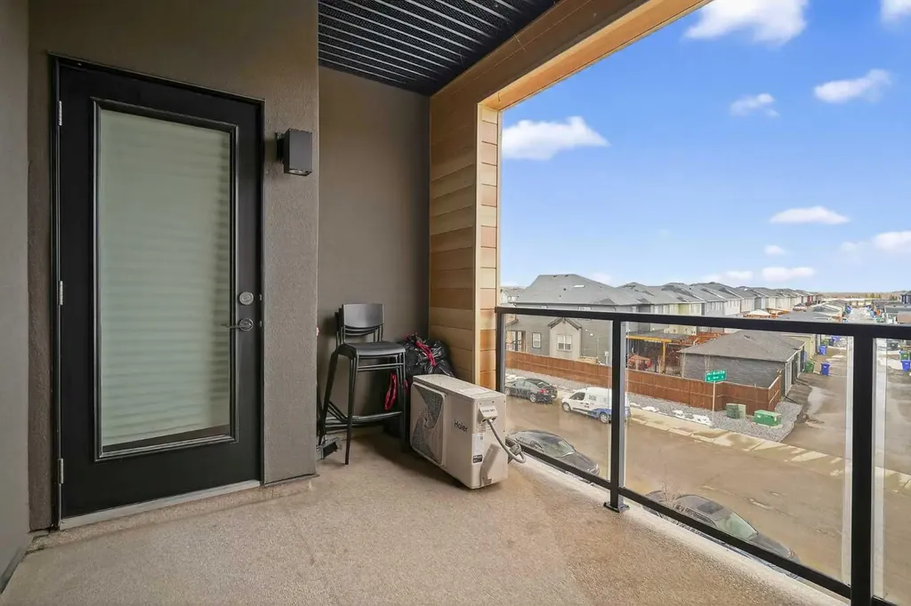 55 Wolf Hollow Crescent SE Calgary AB T2X5K9
