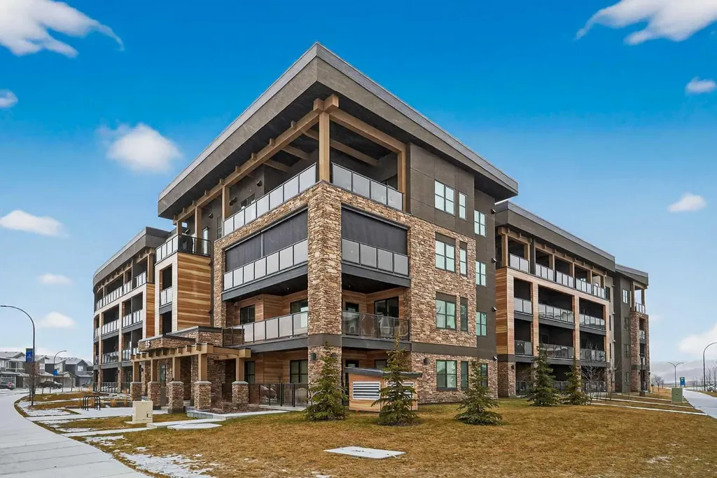 55 Wolf Hollow Crescent SE Calgary AB T2X5K9