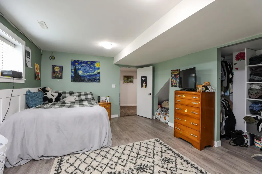 125 S 2a Street W Magrath AB T0K 1J0