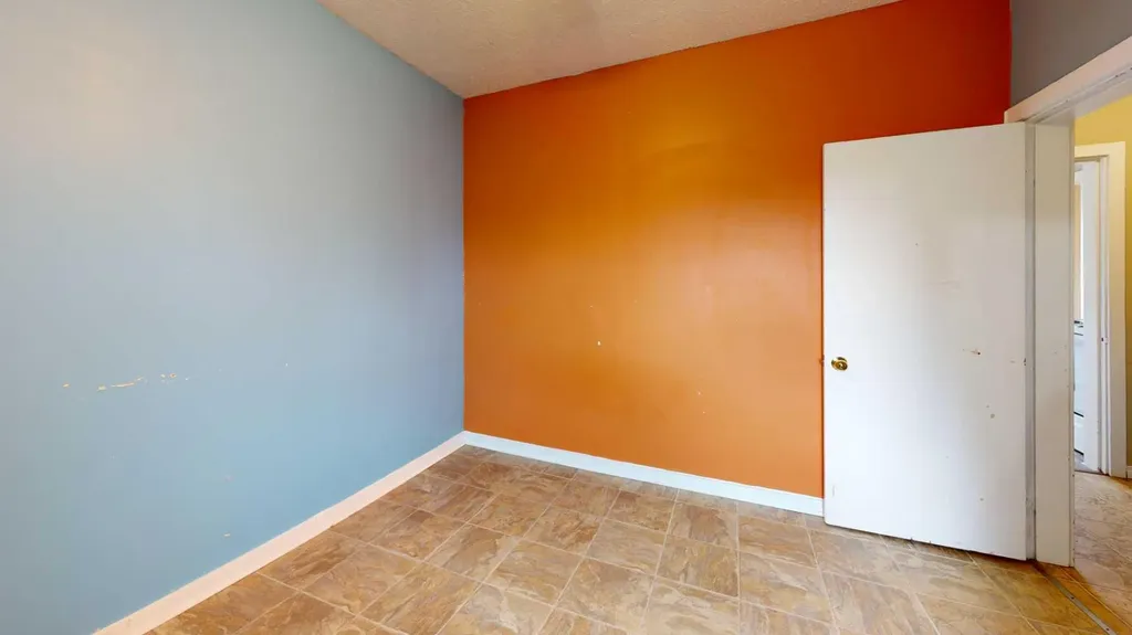 4903 53 Avenue Whitecourt AB T7S 1A2