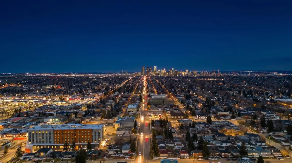 121 42 Avenue NE Calgary AB T2E3B1