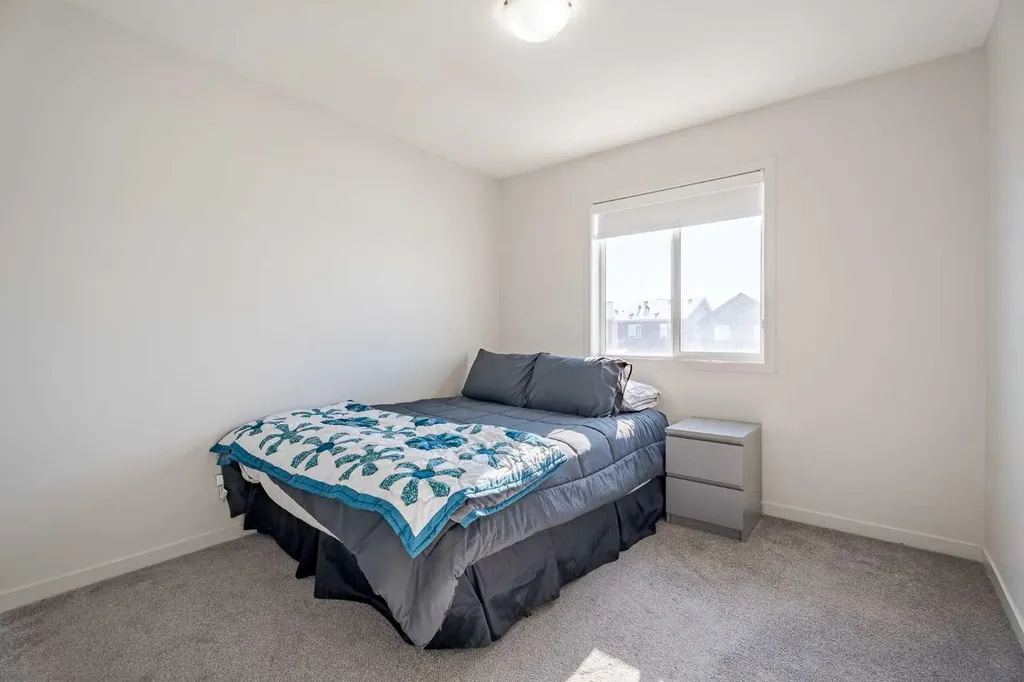 29 Evansridge Circle NW Calgary AB T3P 0H9