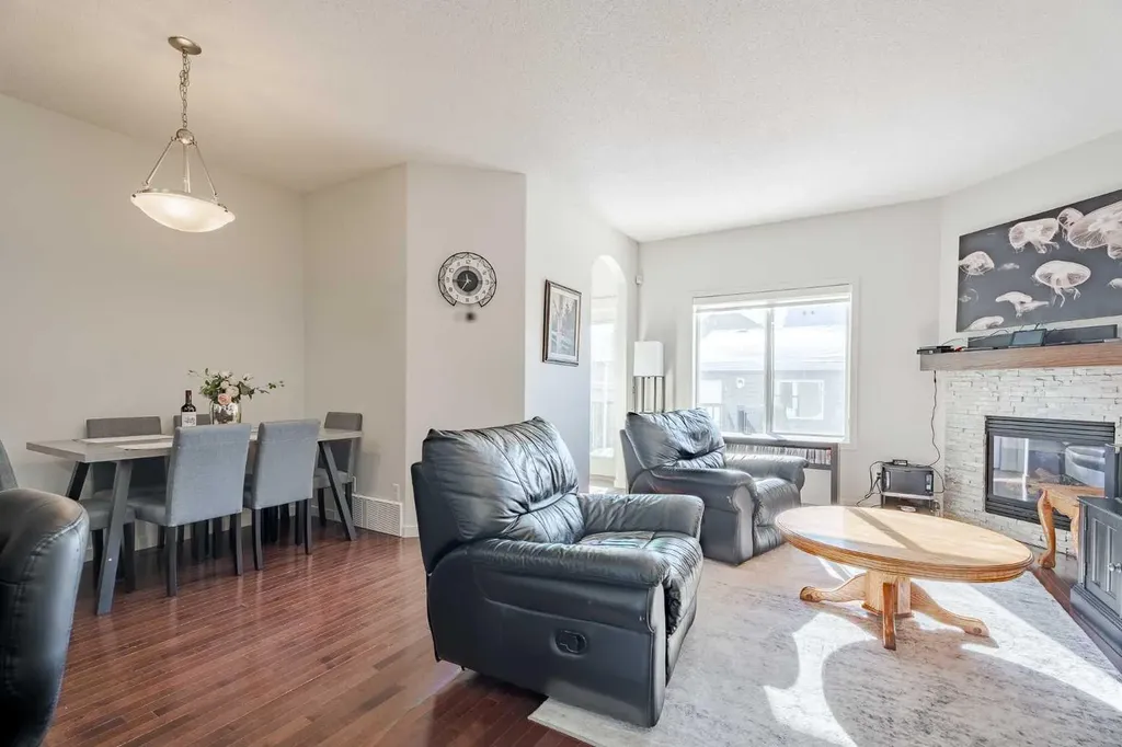 29 Evansridge Circle NW Calgary AB T3P 0H9