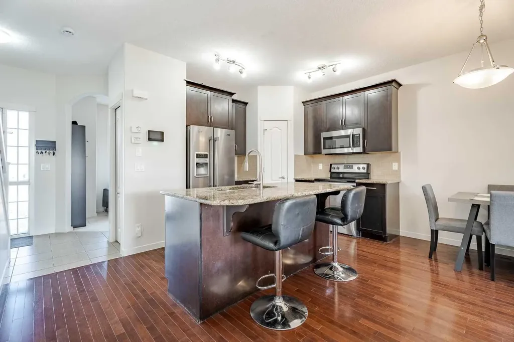 29 Evansridge Circle NW Calgary AB T3P 0H9