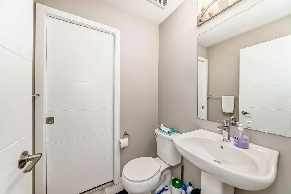 245 Redstone Walk NE Calgary AB T3N 1M6