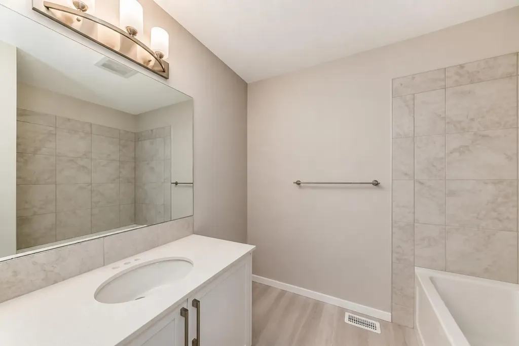245 Redstone Walk NE Calgary AB T3N 1M6