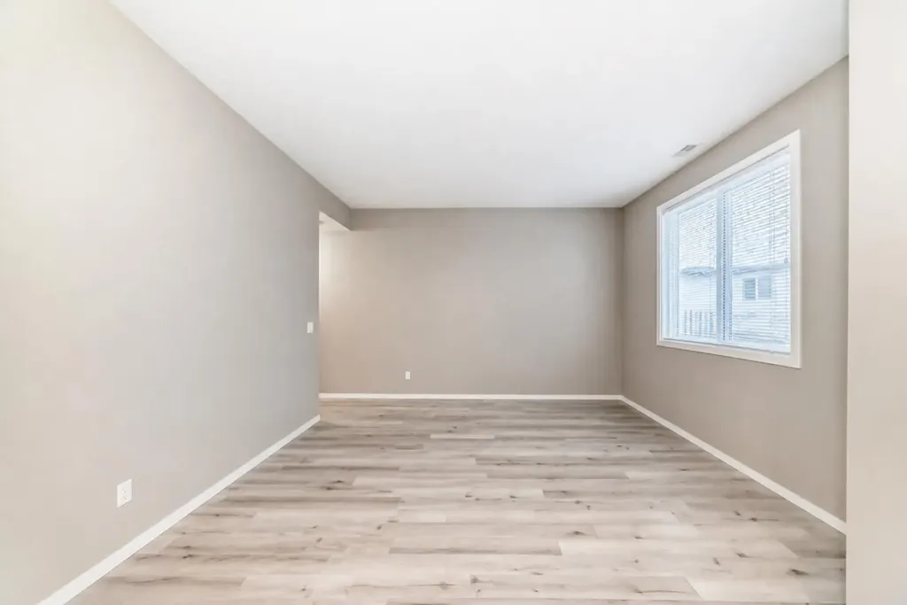 245 Redstone Walk NE Calgary AB T3N 1M6