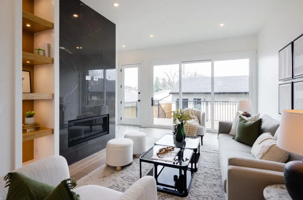 2026 36 Street SW Calgary AB T3E 2Z1