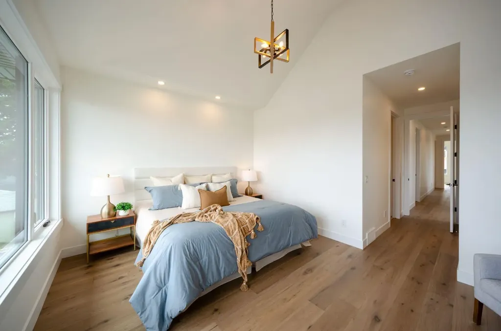 2026 36 Street SW Calgary AB T3E 2Z1