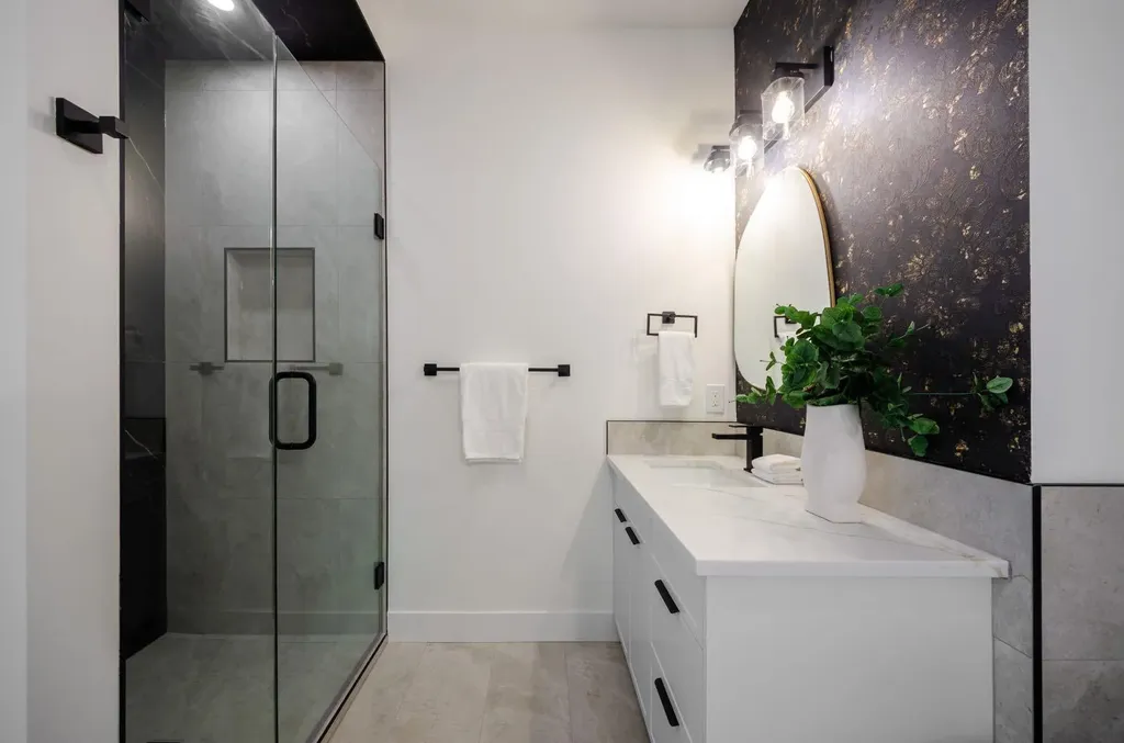 2026 36 Street SW Calgary AB T3E 2Z1